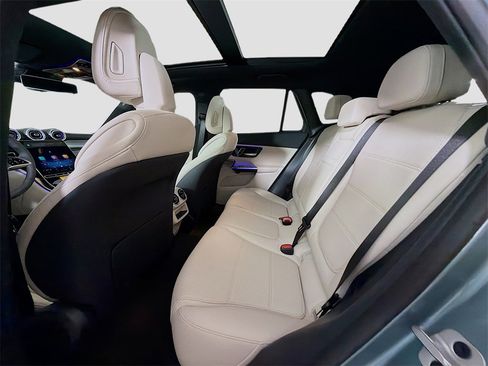 New 2026 Mercedes-Benz GLC 300 GLC 300 image 25