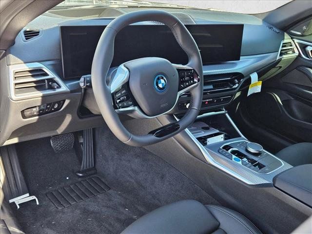 Used 2026 BMW i4 eDrive40 w/ Premium Package RWD image 9