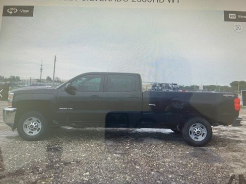 Used 2017 Chevrolet Silverado 2500 W/T AWD/4WD image 10