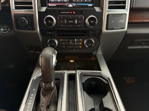Used 2015 Ford F150 King Ranch w/ Equipment Group 601A Luxury image 32