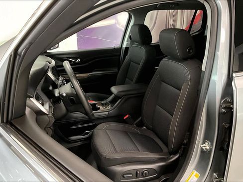 Used 2023 GMC Acadia SLE w/ Driver Convenience Package AWD/4WD image 9