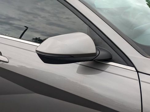 Certified 2023 Hyundai Elantra Limited FWD image 12
