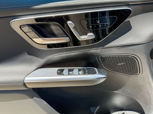 New 2025 Mercedes-Benz GLC 350e 4MATIC image 22