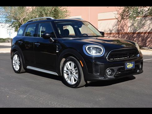 Used 2022 MINI Cooper Countryman image 2