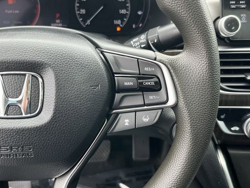 Used 2018 Honda Accord EX image 23