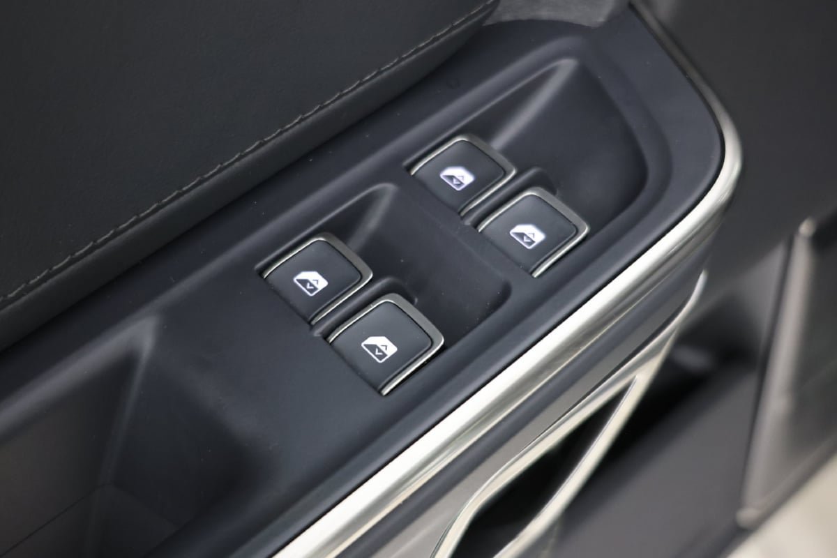 Used 2022 Rivian R1S Launch Edition Quad AWD/4WD image 22