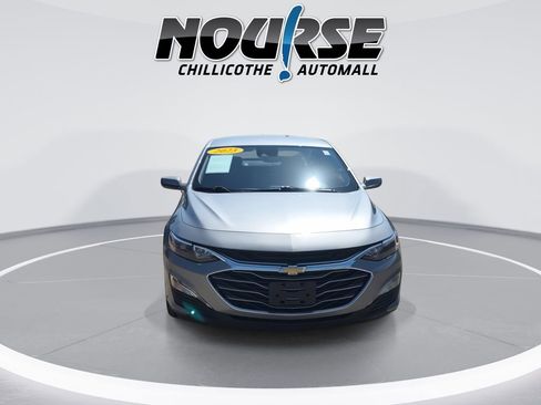 Used 2023 Chevrolet Malibu LT FWD image 3