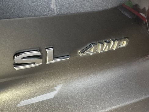 Used 2025 Nissan Pathfinder SL image 8