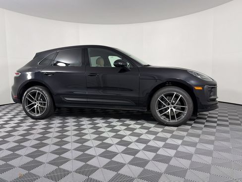 New 2026 Porsche Macan AWD/4WD image 8