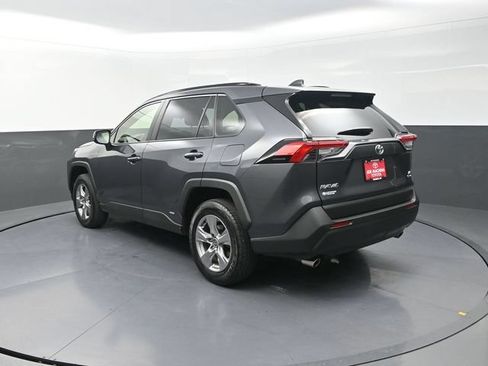 Used 2025 Toyota RAV4 LE AWD/4WD image 6