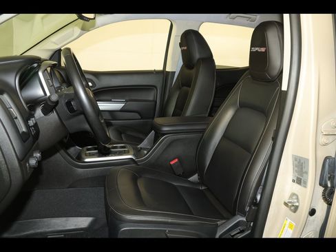 Used 2021 Chevrolet Colorado ZR2 image 25