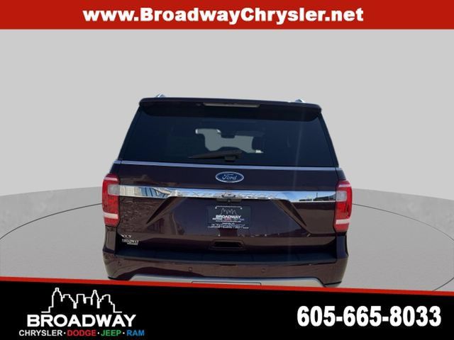 Used 2020 Ford Expedition XLT w/ Equipment Group 202A AWD/4WD image 7