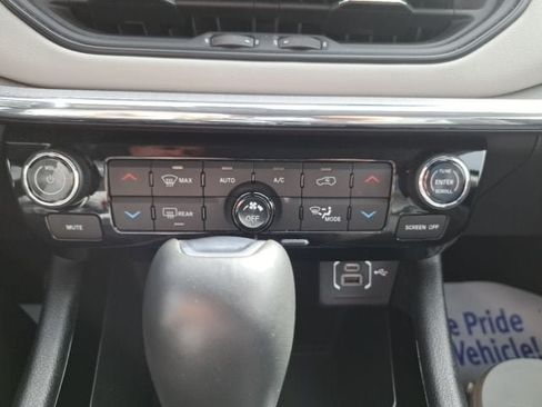 Certified 2022 Jeep Compass Limited AWD/4WD image 18
