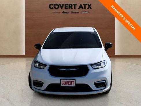 New 2026 Chrysler Pacifica Select image 8