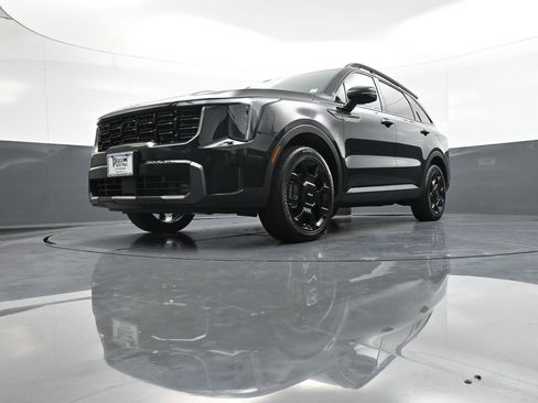 Certified 2024 Kia Sorento SX image 28