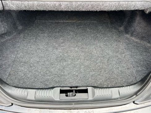 Used 2019 Ford Mustang Premium image 17