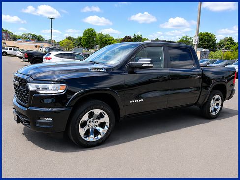 Used 2025 RAM 1500 Big Horn AWD/4WD image 1