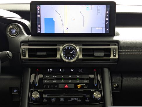 Used 2022 Lexus IS 350 F Sport image 16