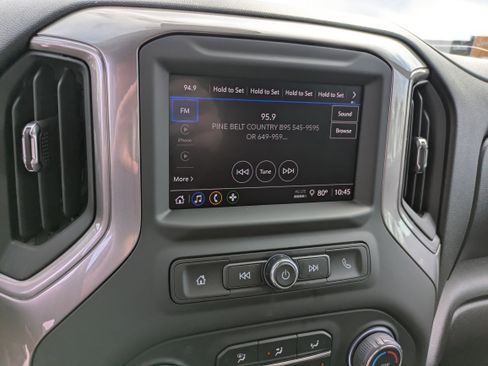 Used 2025 Chevrolet Silverado 1500 W/T w/ WT Value Package image 17