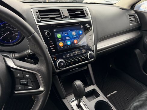 Used 2019 Subaru Outback 2.5i Premium image 22