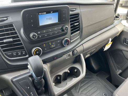 New 2025 Ford Transit 250 148 Medium Roof image 10