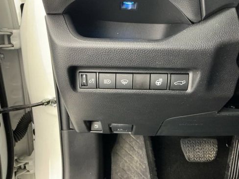 Used 2022 Toyota RAV4 XSE image 27