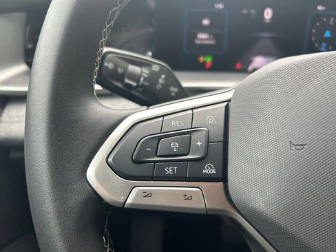 Certified 2025 Volkswagen Tiguan S FWD image 22