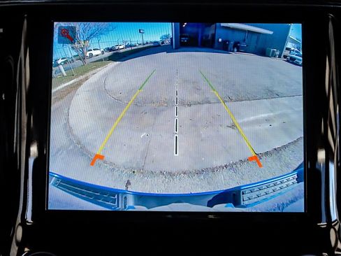 Used 2024 RAM 1500 Laramie image 22