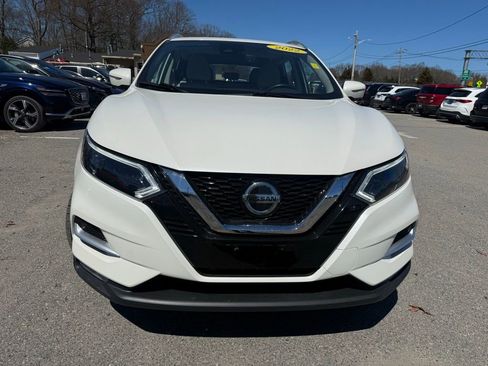 Used 2022 Nissan Rogue Sport SL w/ Premium Package AWD/4WD image 3