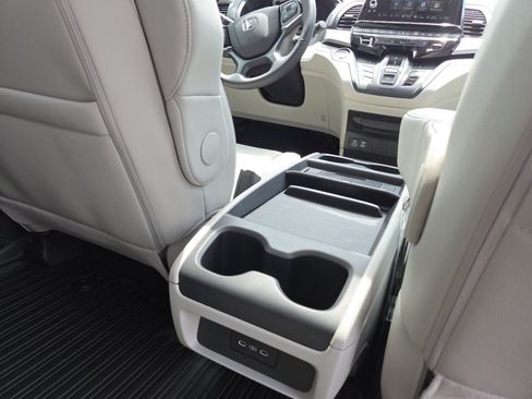 New 2026 Honda Odyssey EX-L image 24