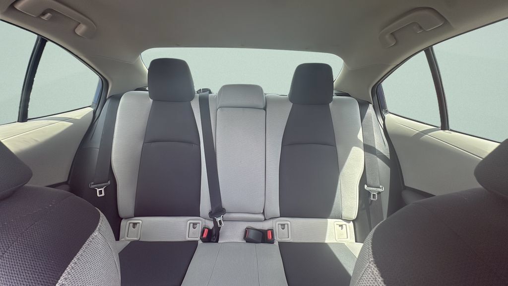 Used 2025 Toyota Corolla LE FWD image 10