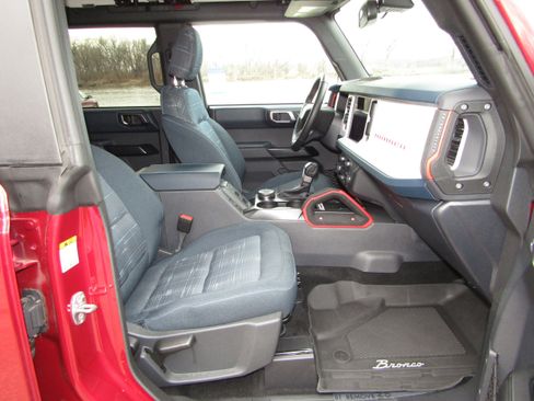 Used 2025 Ford Bronco Heritage Edition image 20