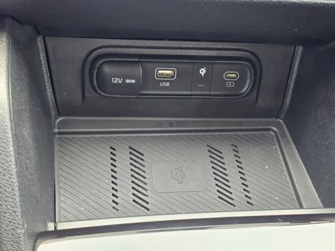 Used 2024 Kia Sportage EX FWD image 20