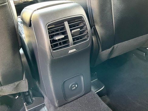 Used 2022 Ford Escape SEL w/ Technology Package image 31