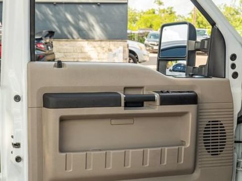 Used 2009 Ford F250 XLT AWD/4WD image 17