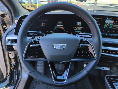 Used 2024 Cadillac Lyriq Sport RWD image 18