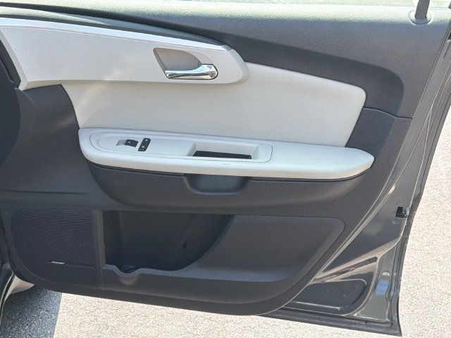 Used 2012 Chevrolet Traverse LTZ FWD image 15