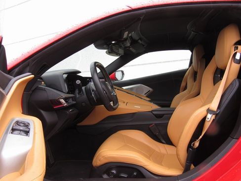 Used 2020 Chevrolet Corvette Stingray Preferred Cpe w/ 2LT Preferred Equipment Group image 10