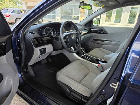 Used 2016 Honda Accord LX image 10