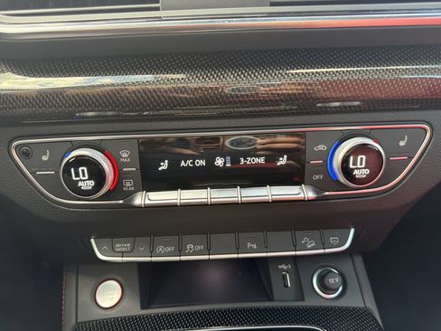 Used 2023 Audi SQ5 Premium Plus w/ Premium Plus Package AWD/4WD image 20