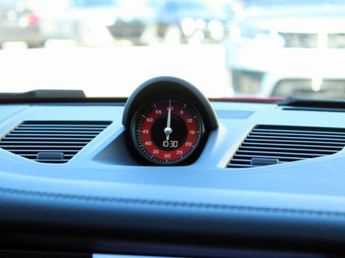 Used 2025 Porsche 911 Targa 4 GTS image 32