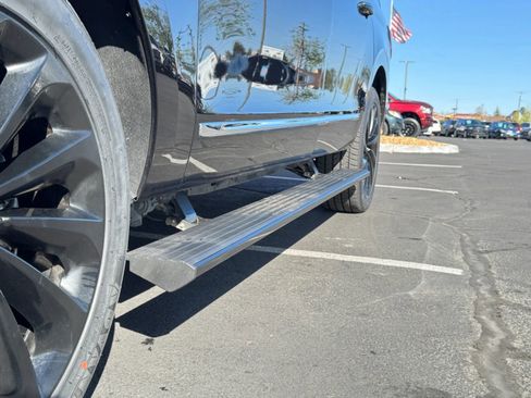 Used 2021 Lincoln Navigator L Reserve AWD/4WD image 28