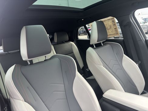 Used 2025 BMW X2 xDrive28i image 23