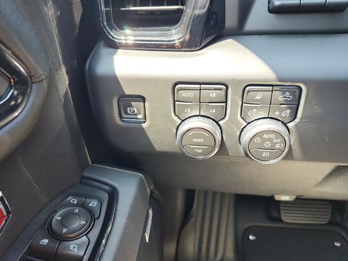Certified 2026 GMC Sierra 1500 AT4 w/ AT4 Premium Package AWD/4WD image 26