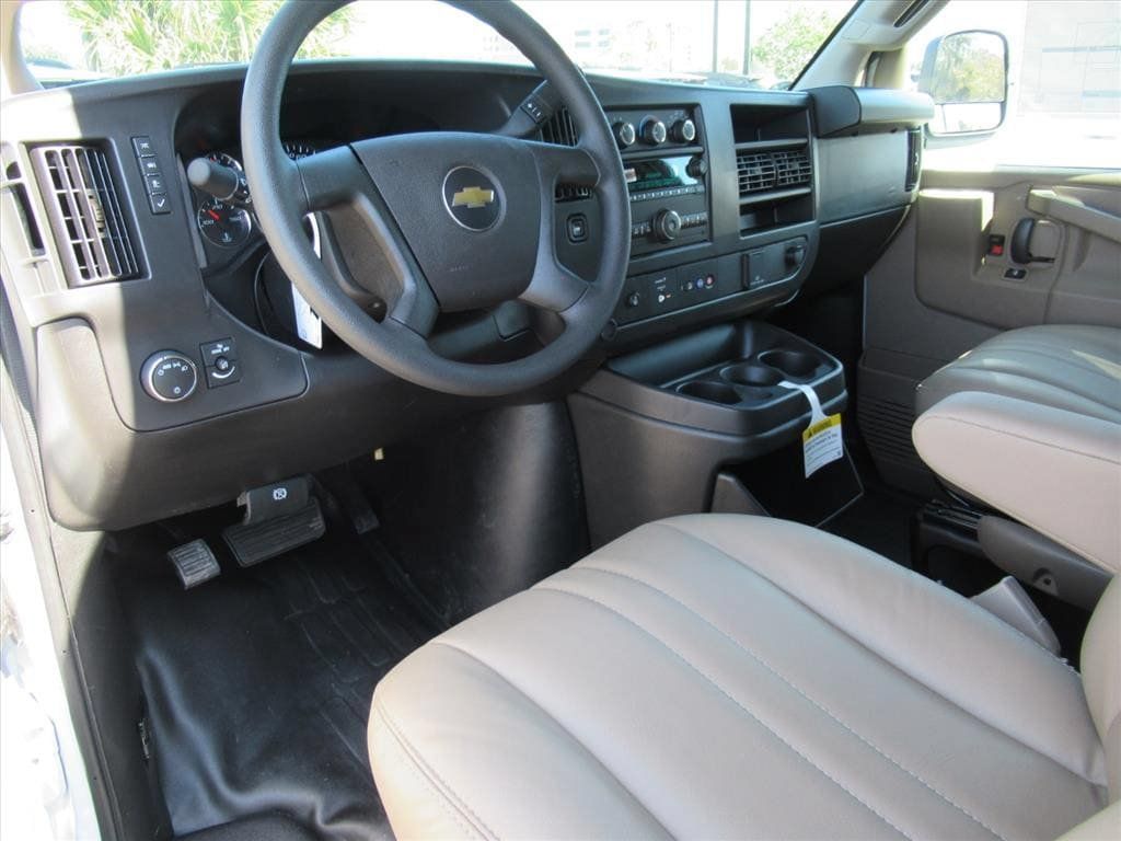 New 2026 Chevrolet Express 2500 Extended RWD image 18