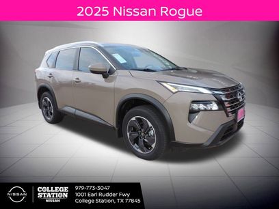 Used 2025 Nissan Rogue SV w/ SV Premium Package