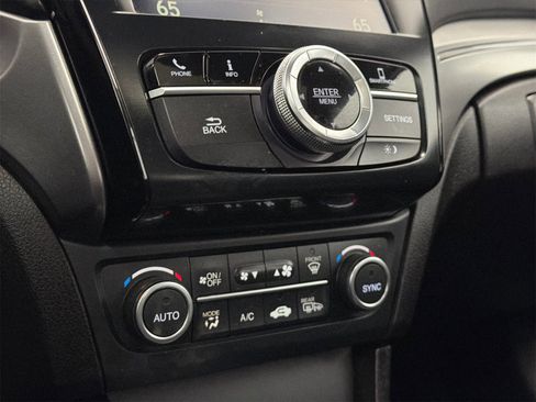 Used 2019 Acura ILX Premium Package image 26