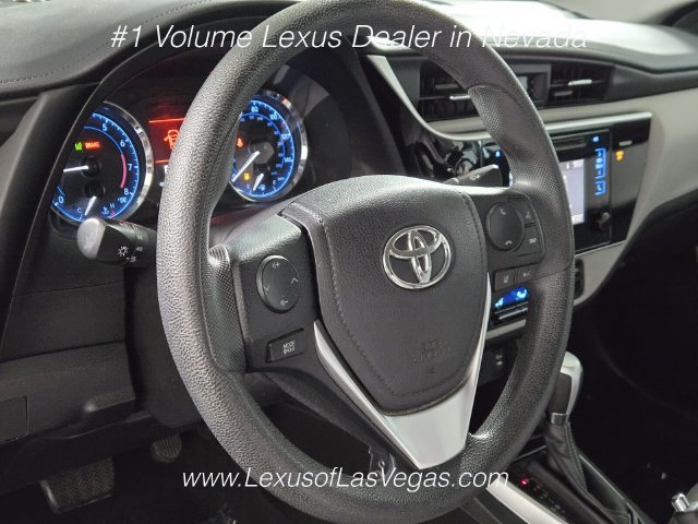 Used 2017 Toyota Corolla LE FWD image 28