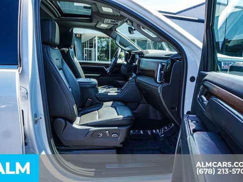 Used 2024 GMC Sierra 3500 Denali w/ Denali Reserve Package AWD/4WD image 22
