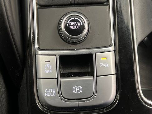 Used 2025 Kia Telluride S image 58